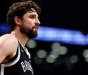 云开体育官网-卸货成功！篮网送出两次轮把乔哈交易到活塞